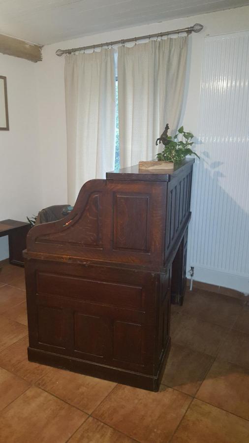 Au Petit Bonheur Bed and Breakfast Courgenay Exterior foto