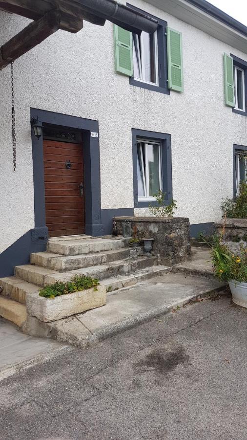 Au Petit Bonheur Bed and Breakfast Courgenay Exterior foto